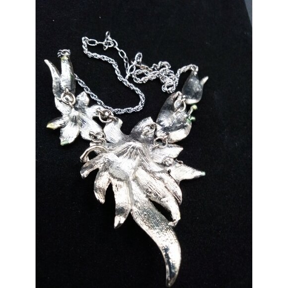 Floral & Butterfly Statement Necklace Rhinestone Accents Green Silver-Tone Metal - Picture 13 of 16